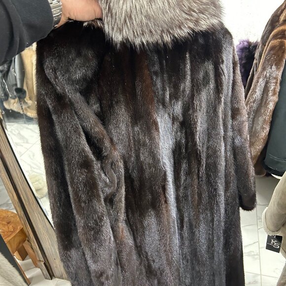 Black Mink & Indigo FOX size large, originally 7900 reduced clearance price 1895 - Picture 3 of 4